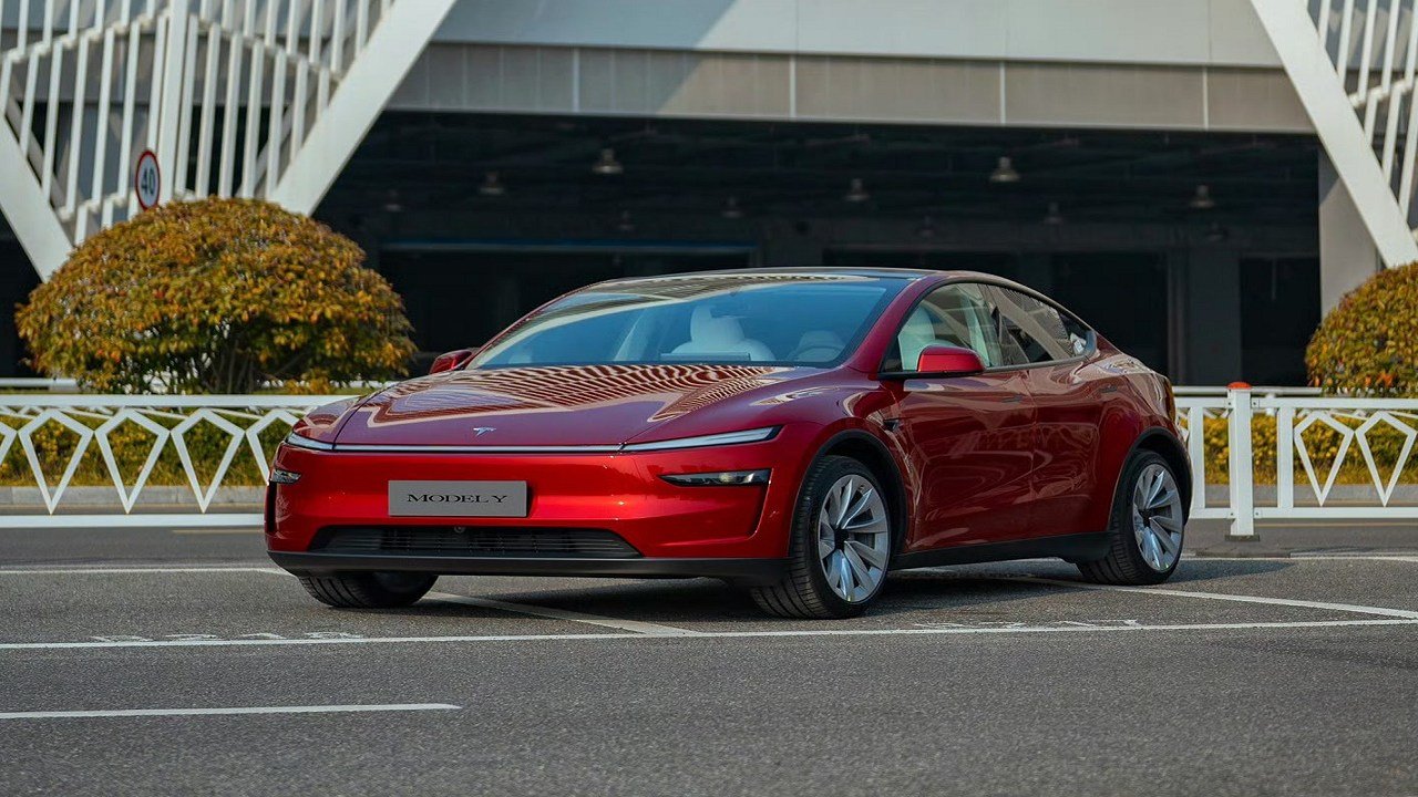 Elon Dubs Tesla Odometer Reading Lawsuit As Idiotic