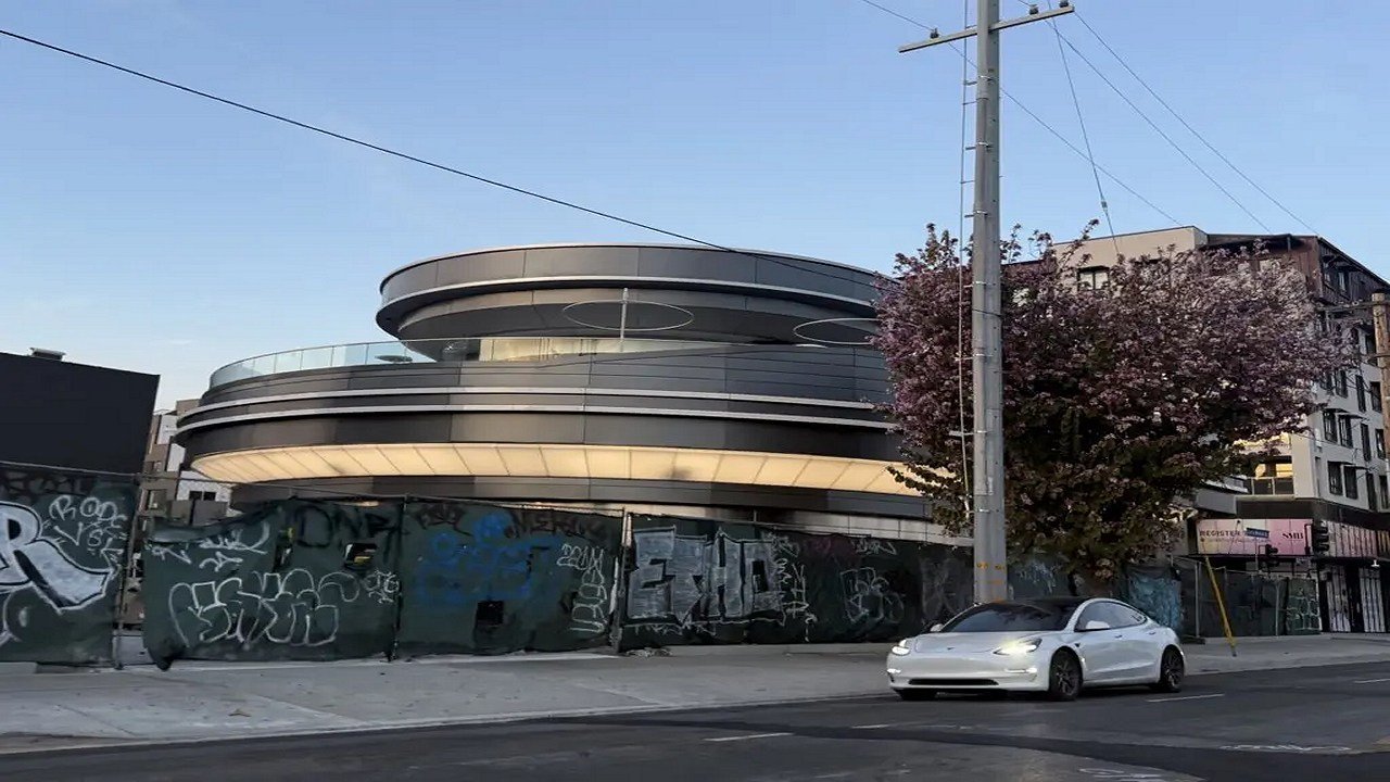 Tesla Hollywood Diner is Finally Getting Close to Opening
