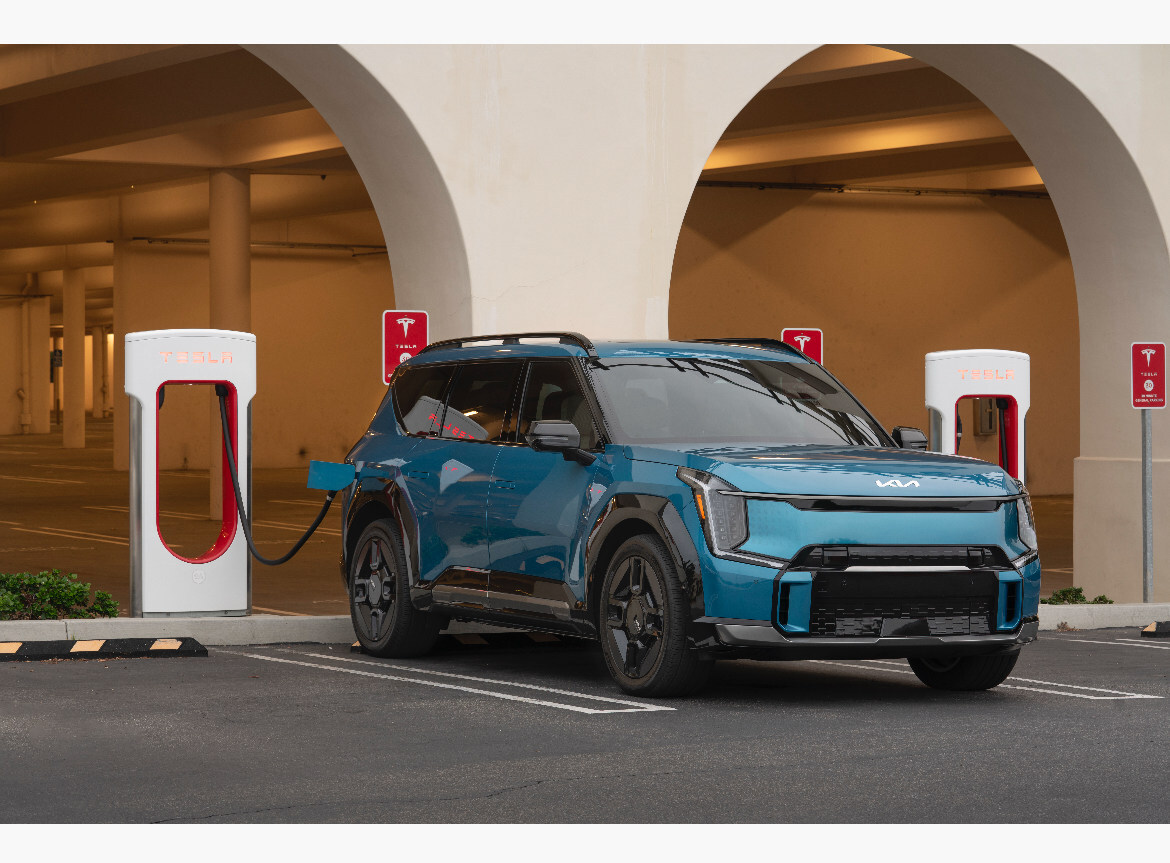 Kia Gains Tesla Supercharger Access and Issues a Big Apology