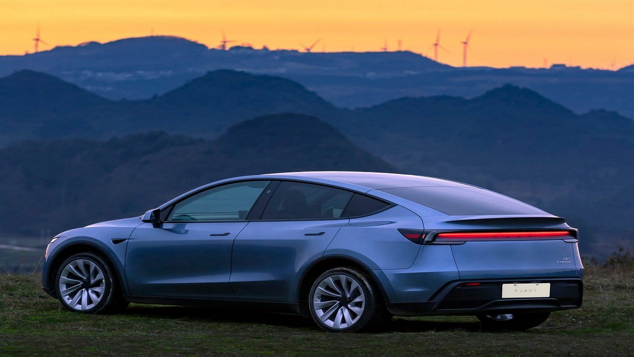 Tesla is Missing One Type of Vehicle in its Lineup
