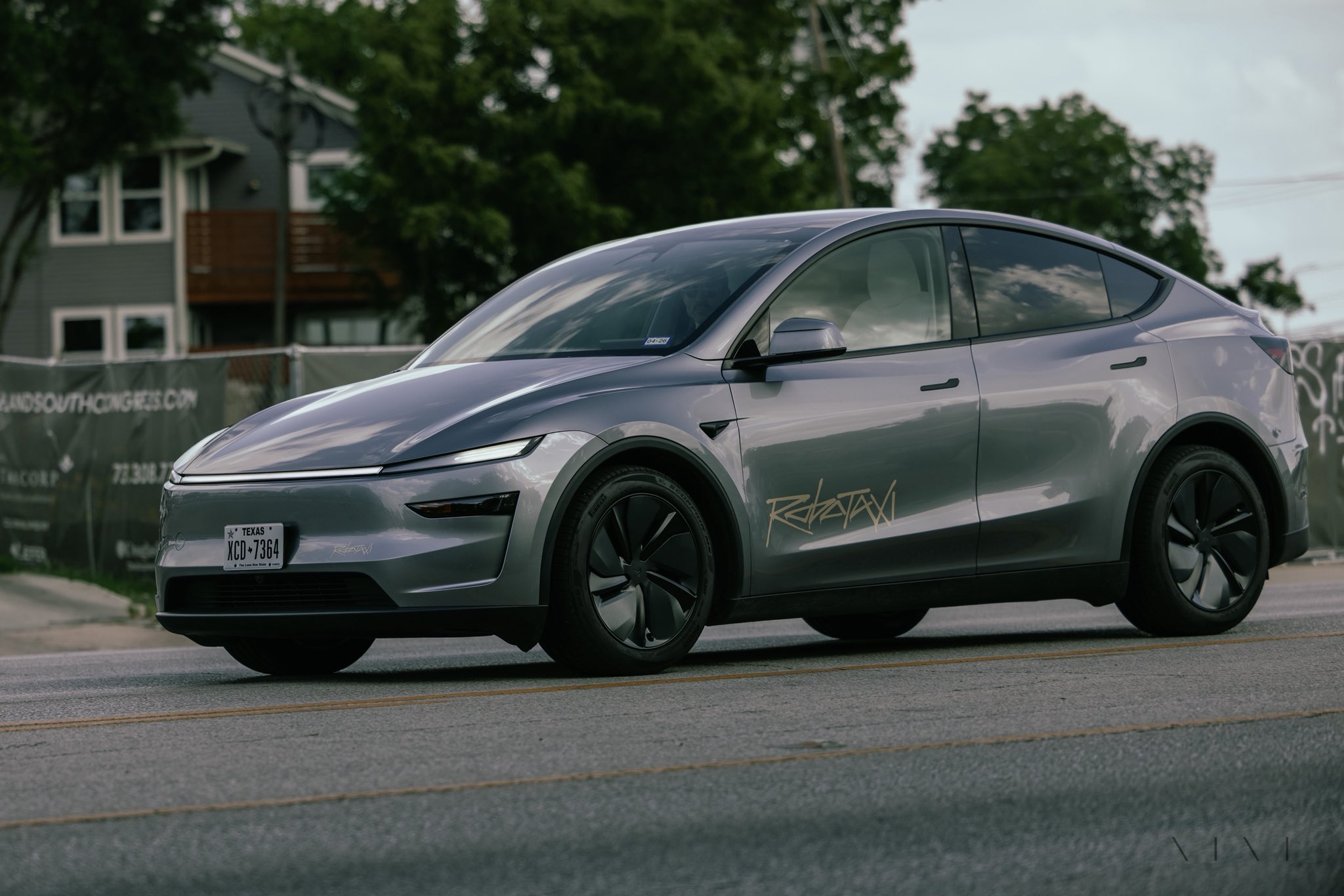 Tesla Rolling Out Robotaxi Pilot in San Francisco Bay Area