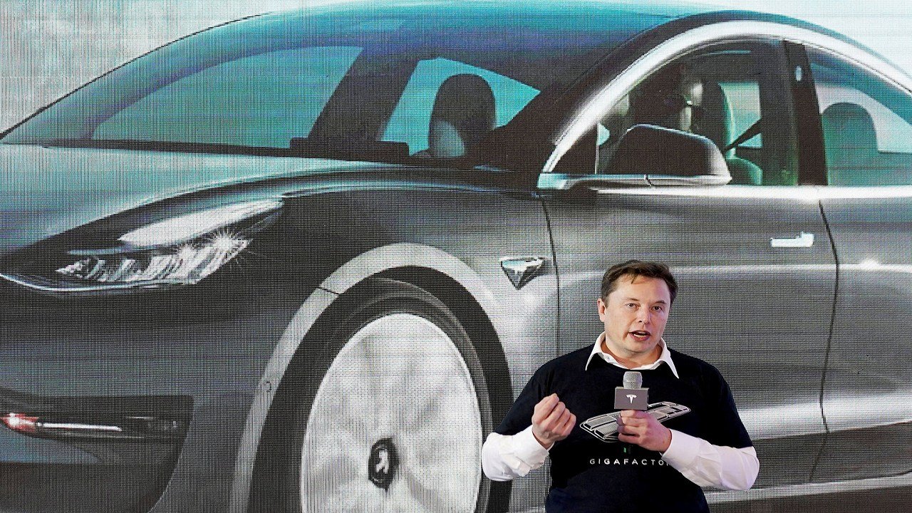 Tesla Activist Shareholders Sue Company and Elon Musk