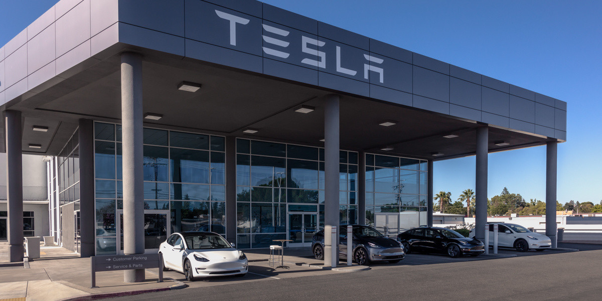 Tesla Will Thrive Without the EV Tax Credits