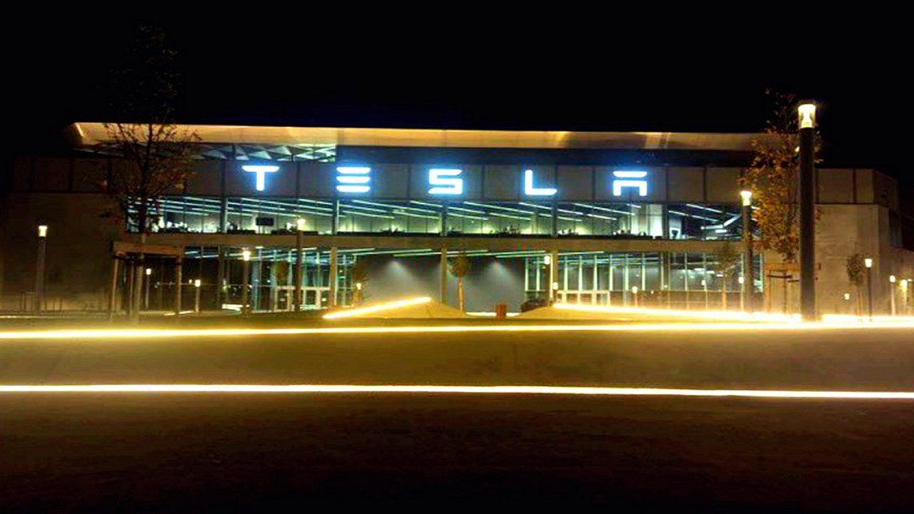 Tesla Plant Manager Tips Off Affordable Model Production