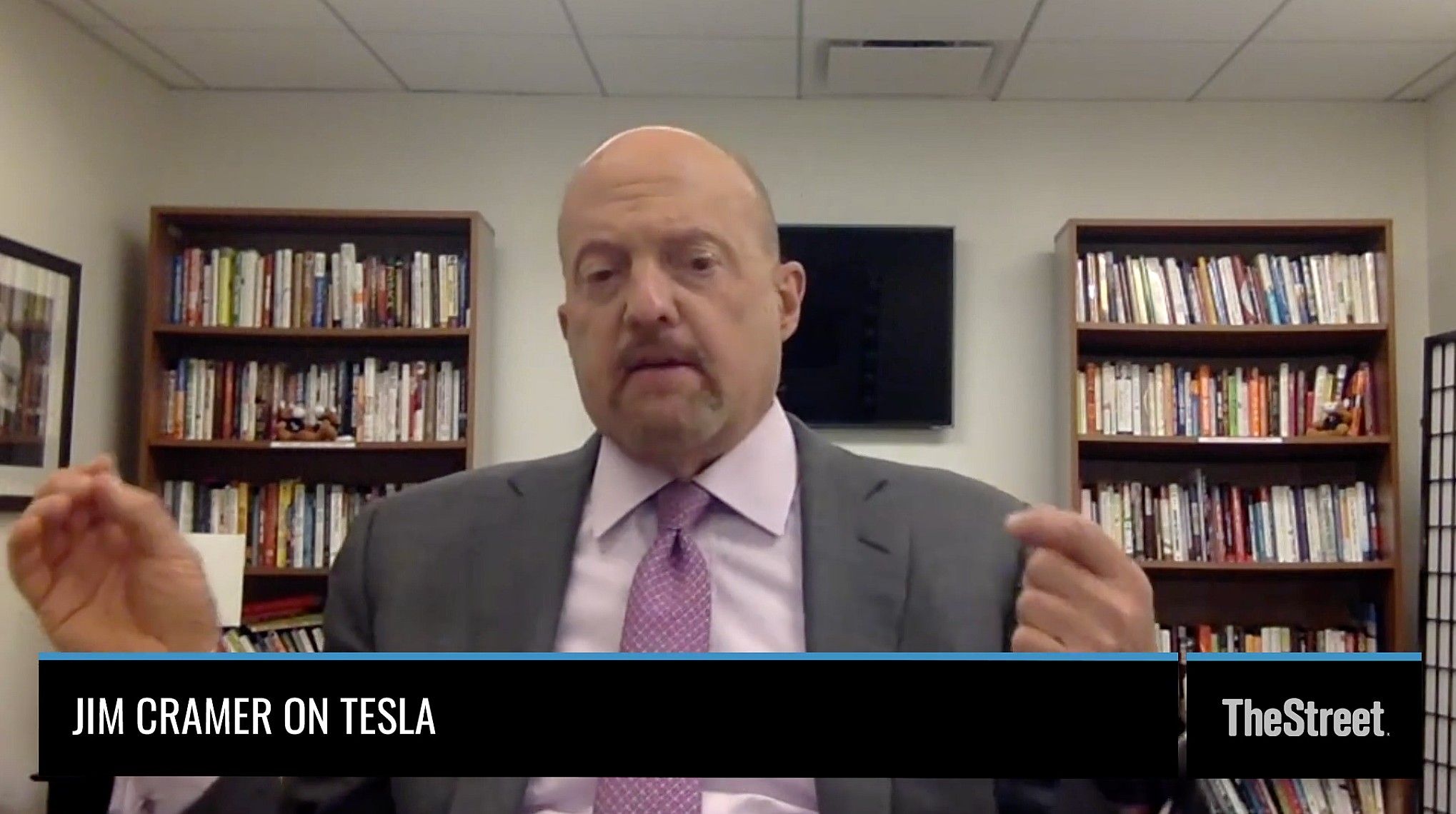 Jim Cramer Chimes in On Tesla CEO Elon Musk
