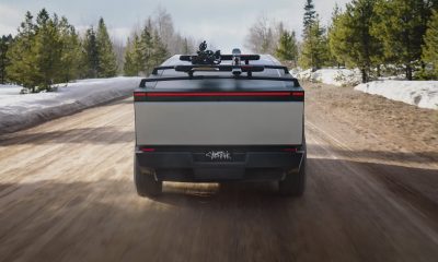 Tesla Cybertruck Manager Steps Down