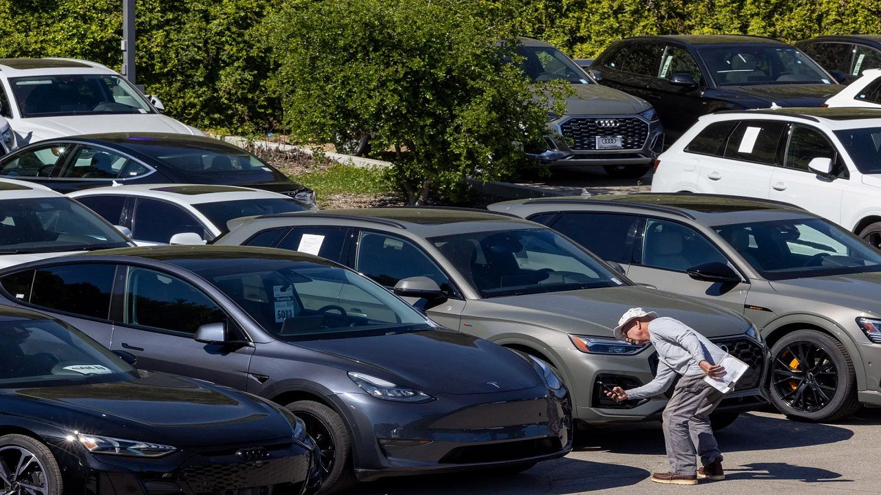 Why The Fastest-Selling Used Cars Are EVs