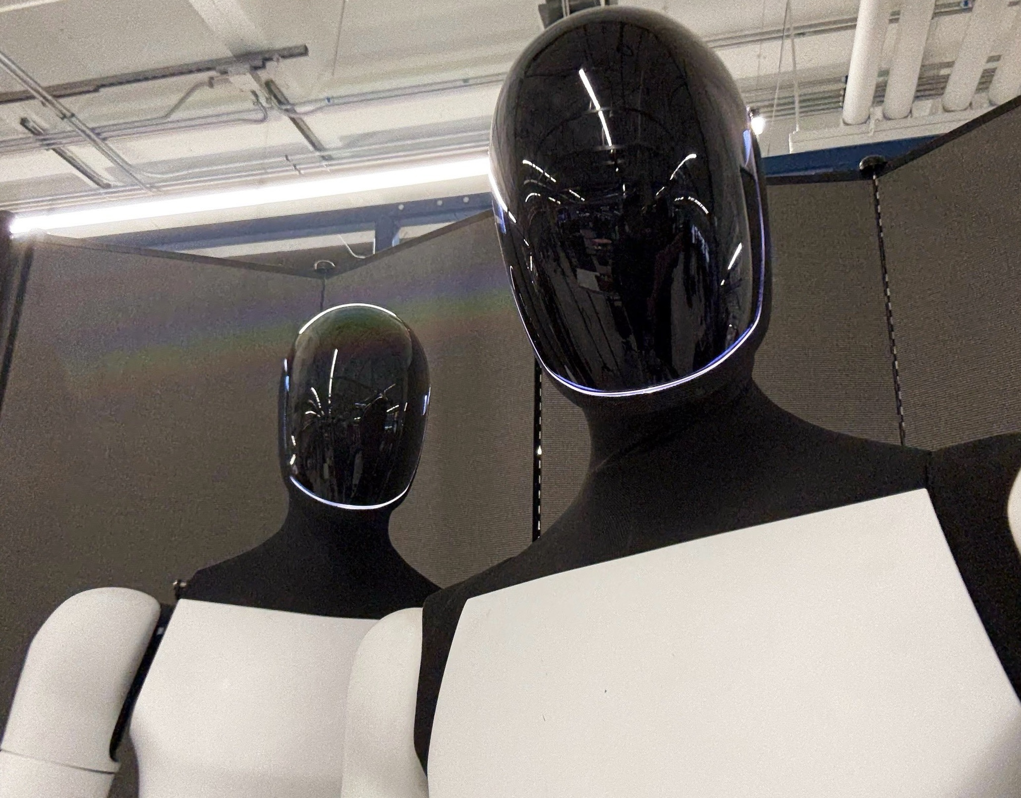 Elon Reveals What Will Make Optimus Production Targets Feasible