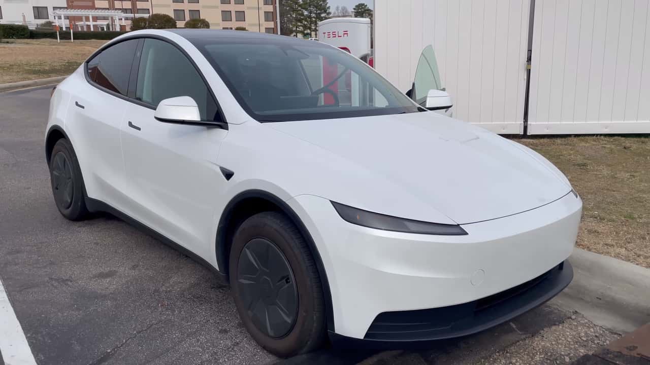 Cheapest Tesla Model Y Tackles the 70 MPH Range Test