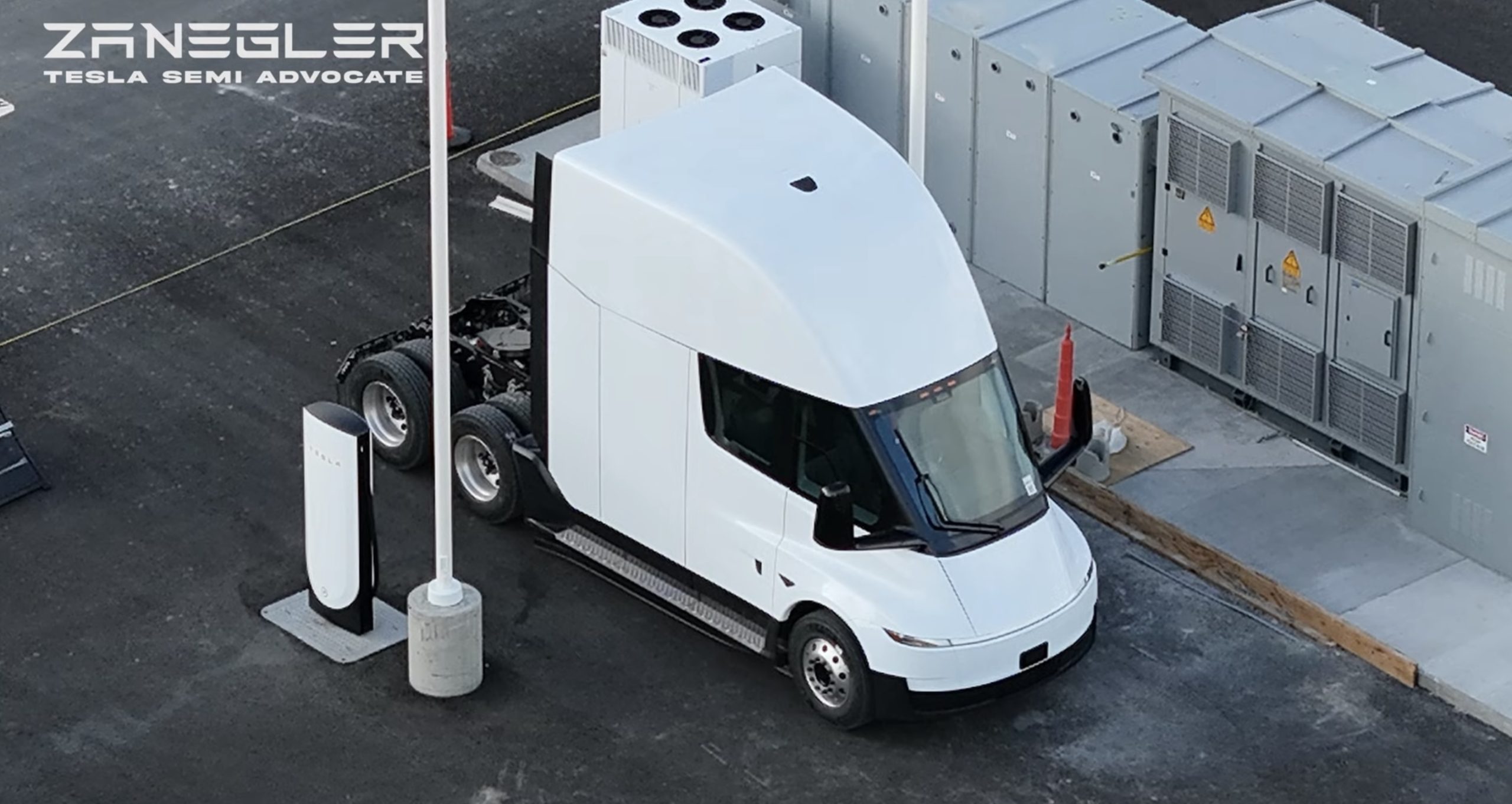 Tesla Hiring For Commercial Charging Semi Role in Europe