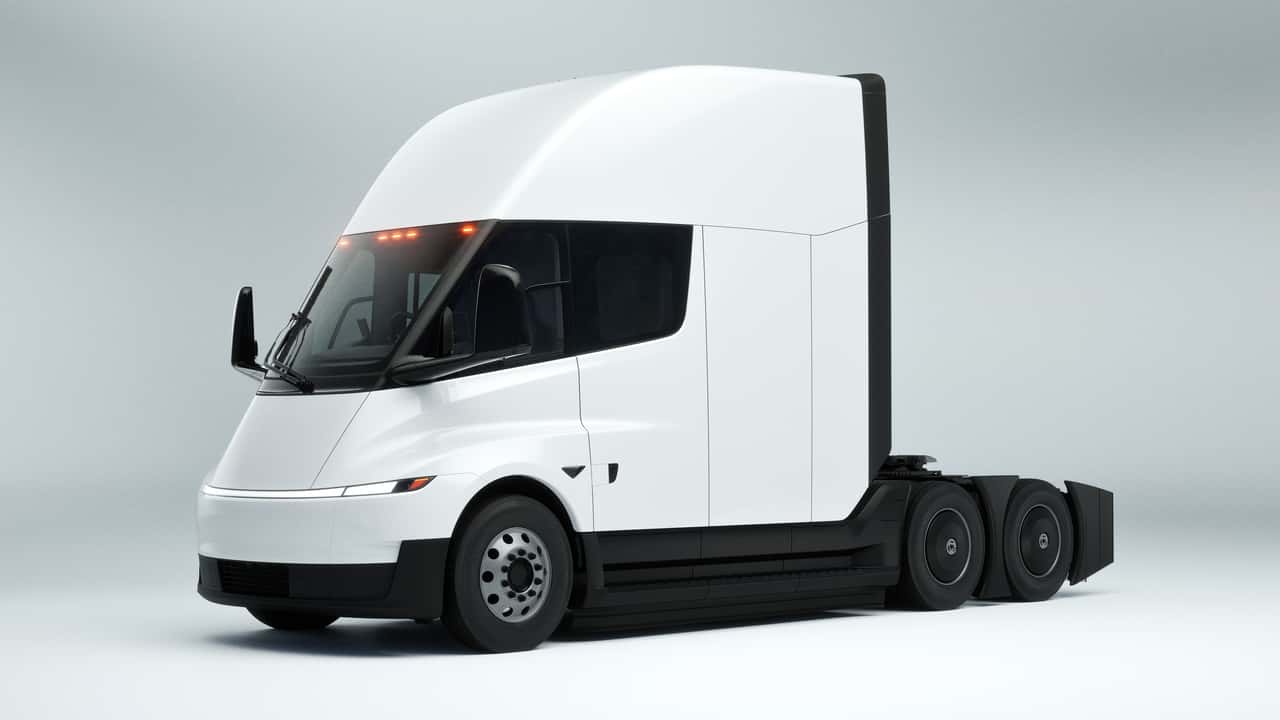 Tesla Semi Official Battery Specs Are Out