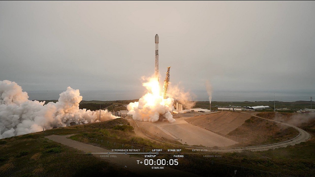 SpaceX Soars With its First Launch as a Public Company