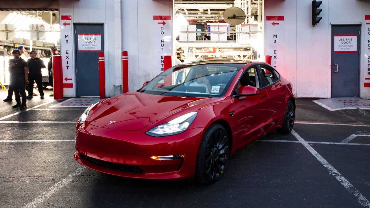 This Rental Tesla Battery Was Heavily Degraded