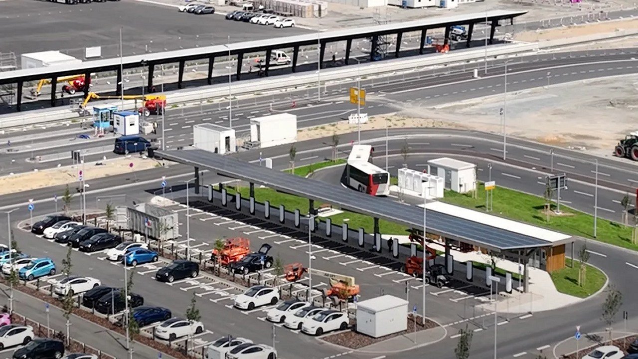 Tesla Plans Production Boost at Giga Berlin 2026