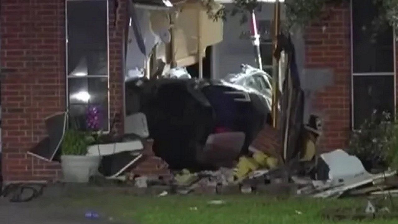 Texas Man Charged in Fatal Tesla Crash Where He Blamed FSD