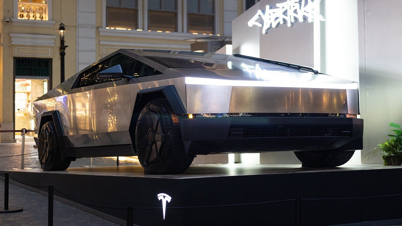 Tesla Cybertruck Windshield Protection Just Got Cheaper