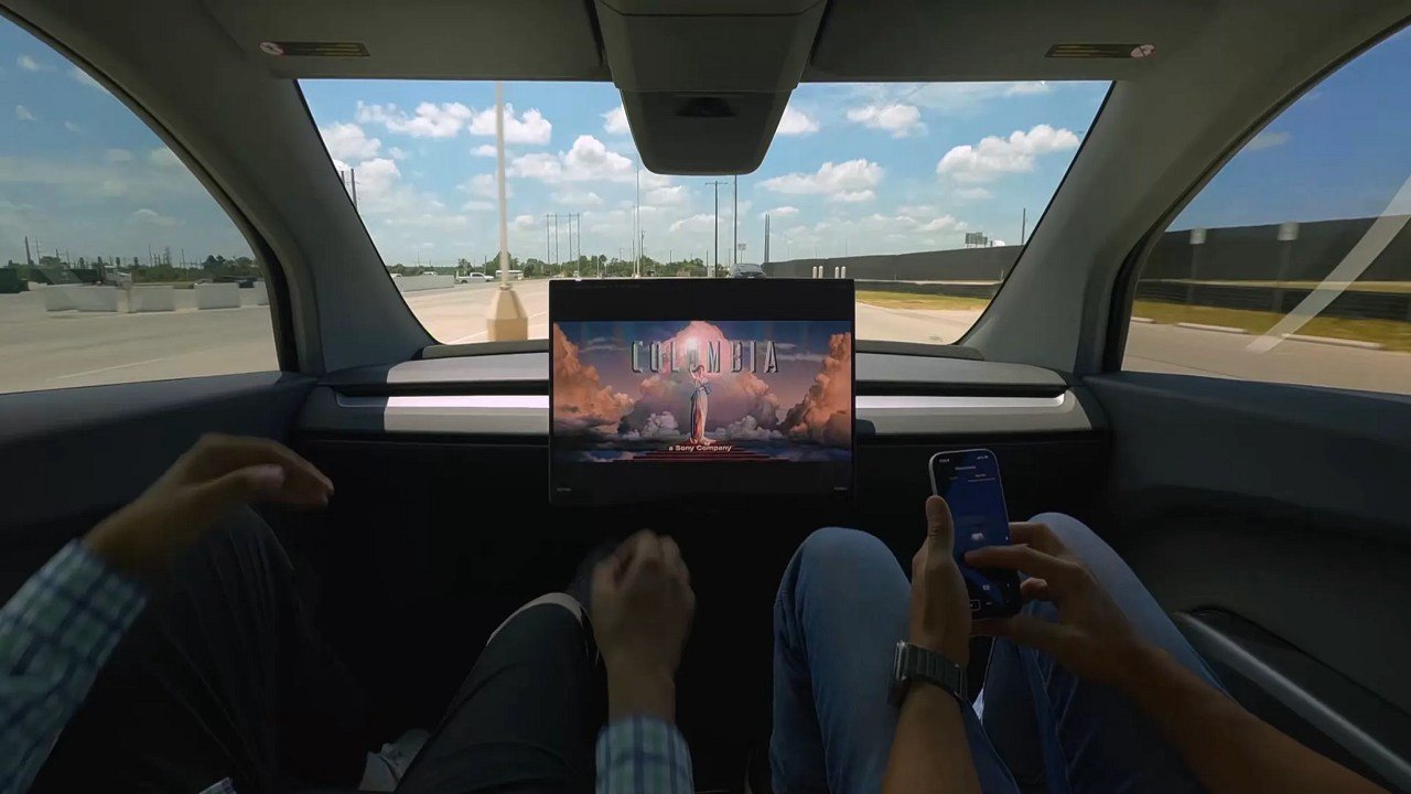 Tesla is Rolling Out The Safest FSD Version Yet