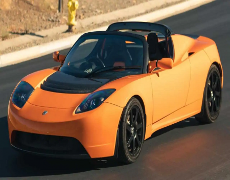 2010 Tesla Roadster Is Up For Auction