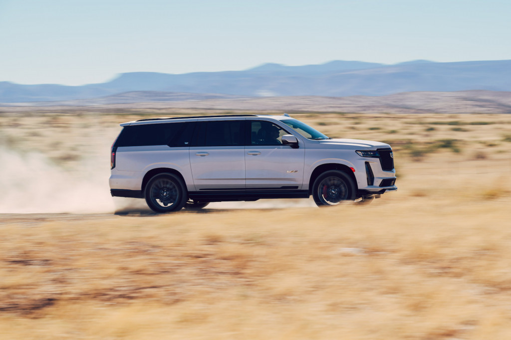 2023 Cadillac Escalade-V 2024 Chevrolet Blazer SS EV Nissan Navarra R: The Week In Reverse