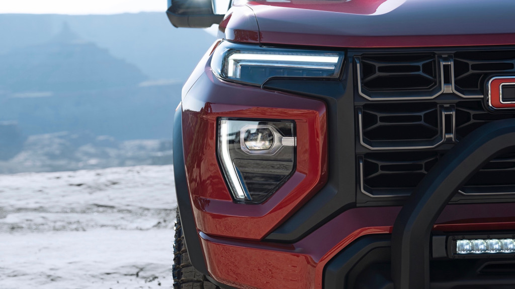 2023 GMC Canyon teased debuts Aug. 11