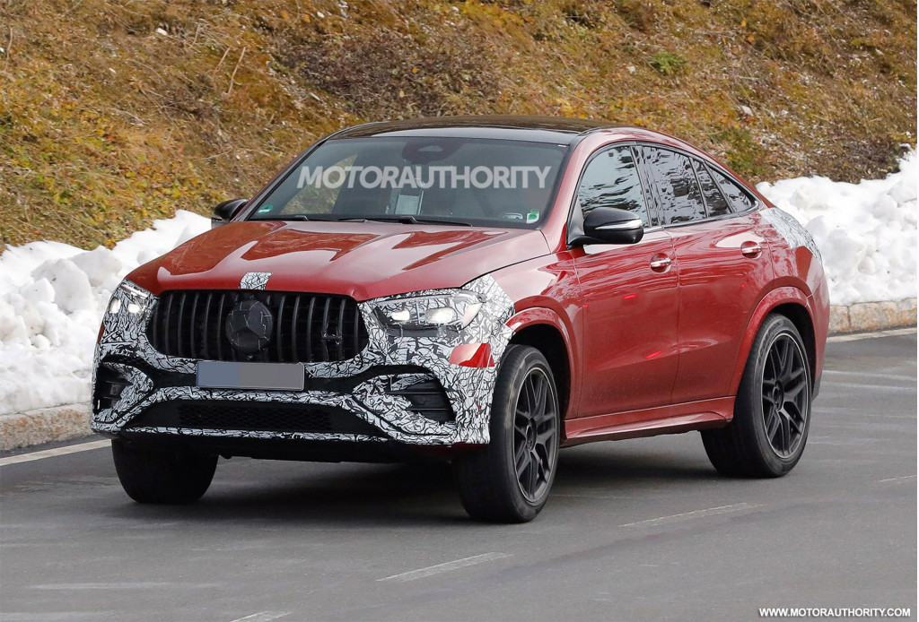 2024 Mercedes-Benz AMG GLE 53 Coupe spy shots: Minor update on the way