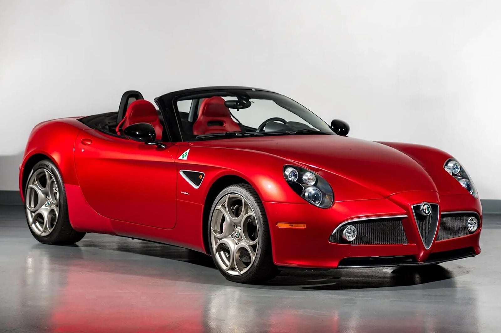 3700-Mile Alfa Romeo 8C Spider Is One Of Only 35 In America
