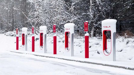 Tesla Says That Supercharger Average Uptime Is Near Perfect 100 Percent
