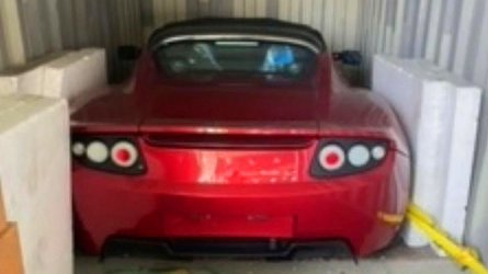 3 Brand-New Tesla Roadsters Uncovered In China