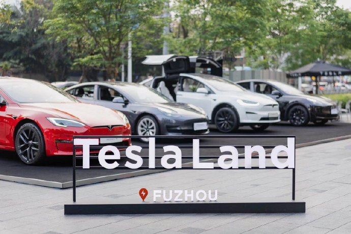 Tesla marketing push in China sparks hope for investors in the West