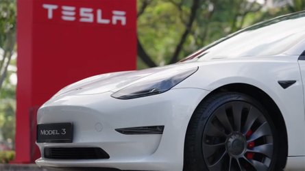 Tesla Rolls Out Drive To Believe Video