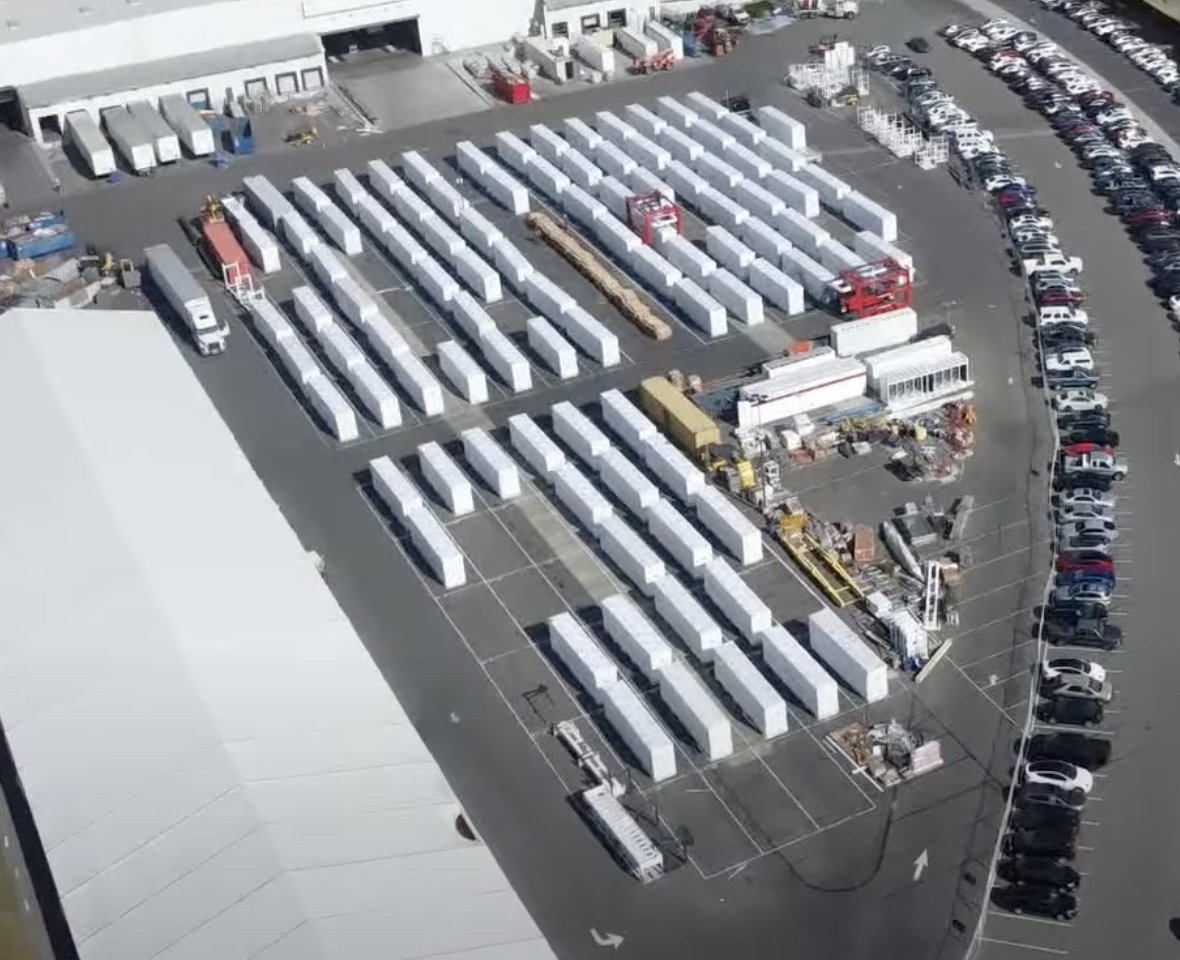 Tesla expands Megapack battery storage area in Lathrop Megafactory