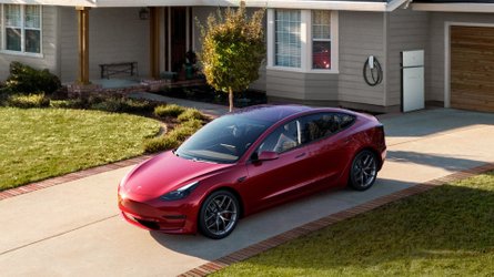 New Tesla Model 3 Buyers Get 1 Year Free Overnight Charging In Texas