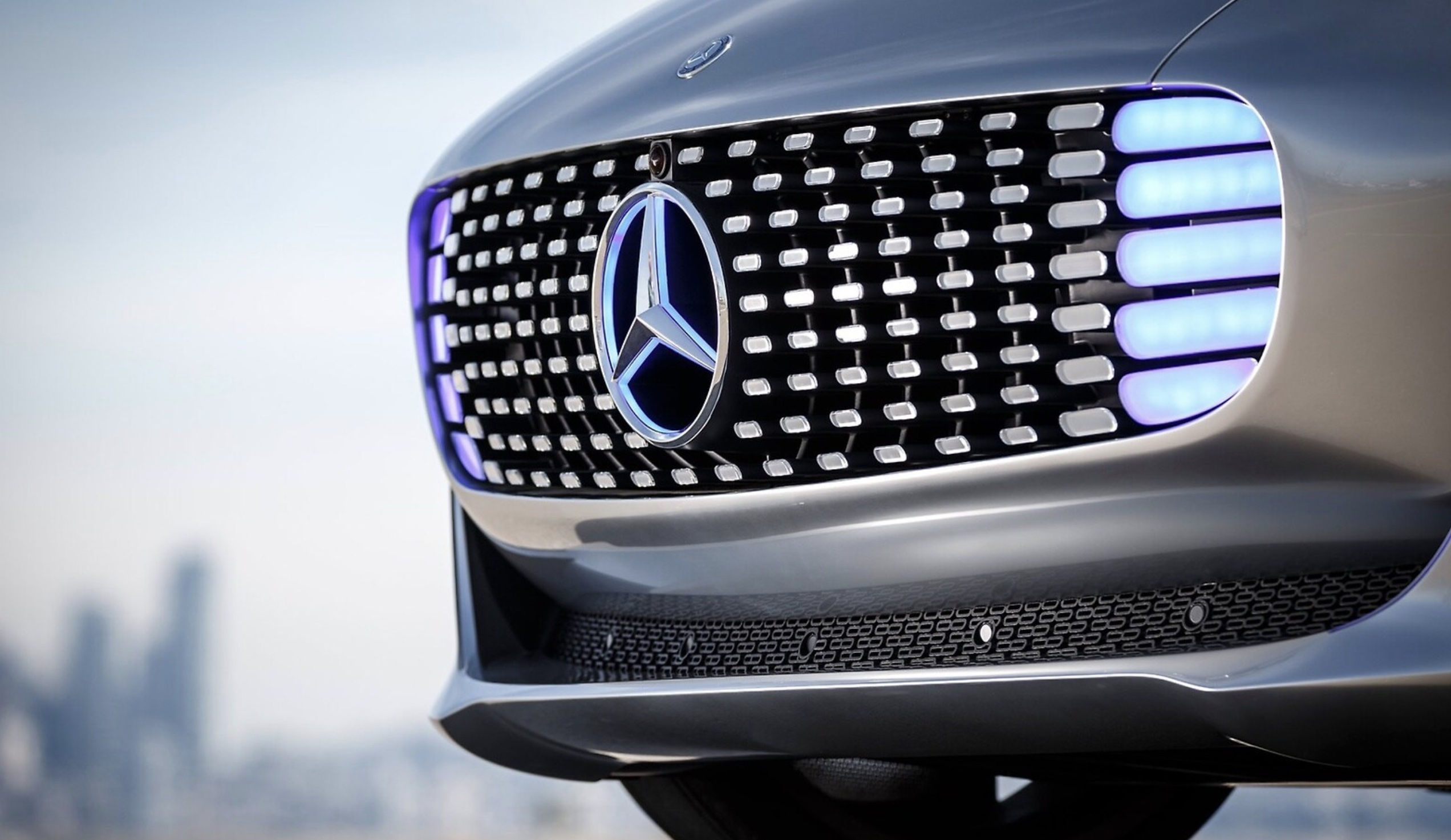 Mercedes-Benz considers Tesla’s NACS