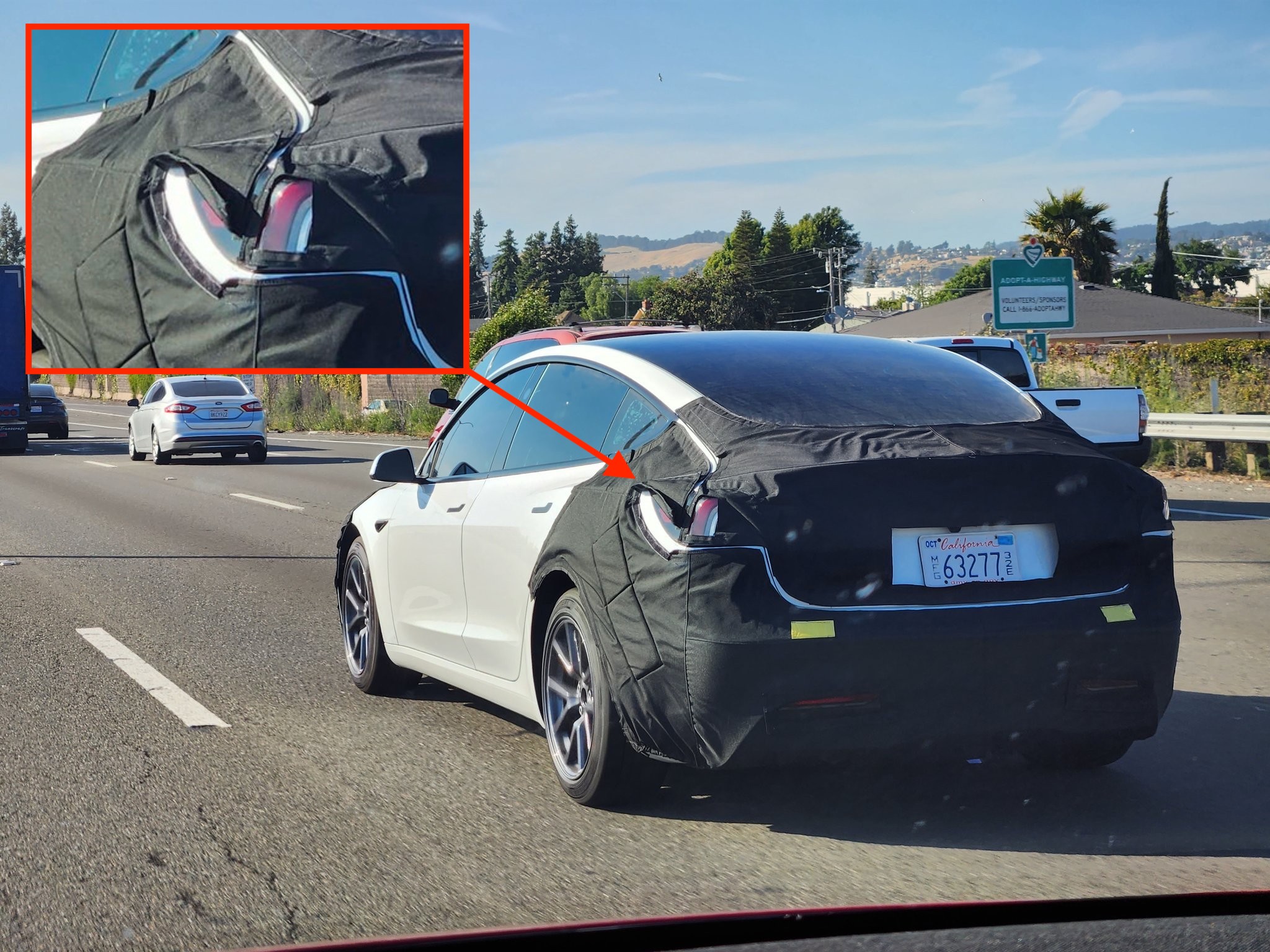 Tesla Model 3 Highland new tail lights inadvertently slips in recent sighting