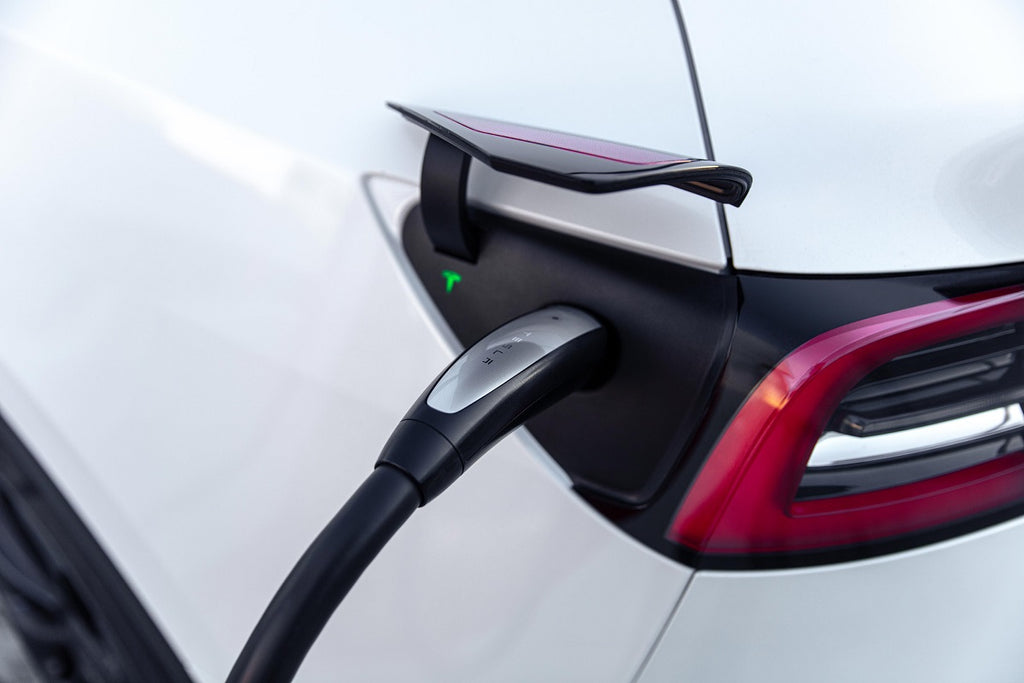 Texas Now Requires NACS Connectors on Government-Funded Chargers Washington State Likely to Follow