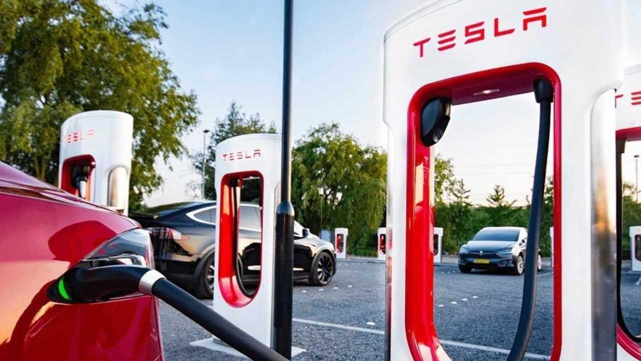 Tesla Supercharging is free in Europe to celebrate 10 year anniversary