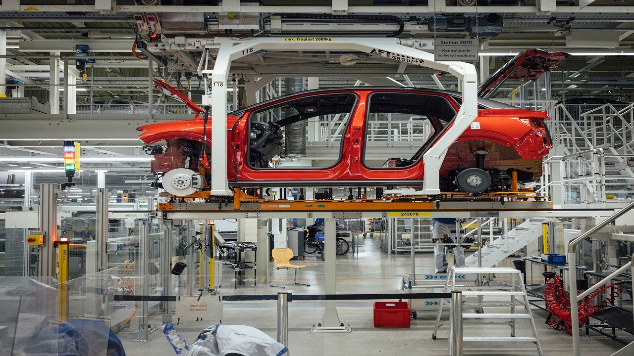 Volkswagen expected to initiate job cuts at Zwickau EV plant