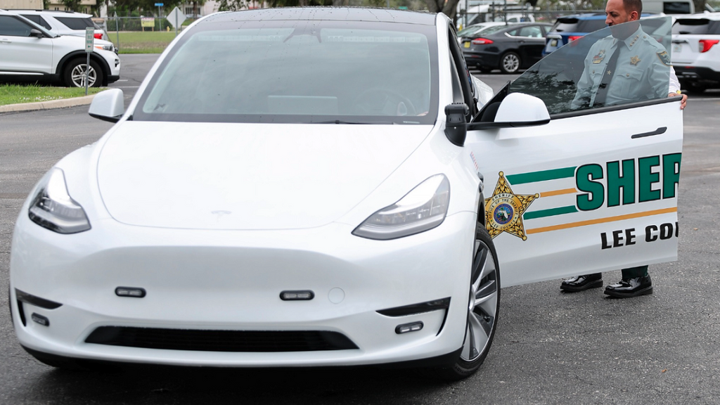 20 Tesla Vehicles Enter Service with Lee County Sheriff’s Office Florida