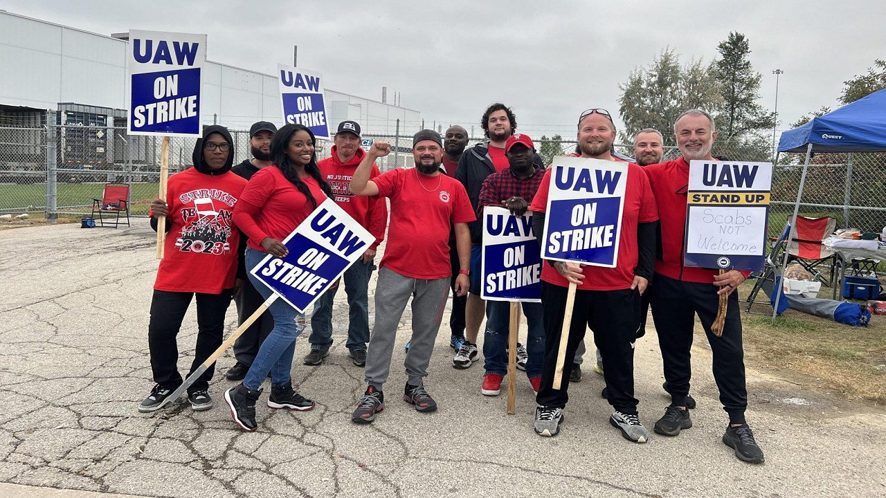 UAW expands GM and Ford strikes but not Stellantis