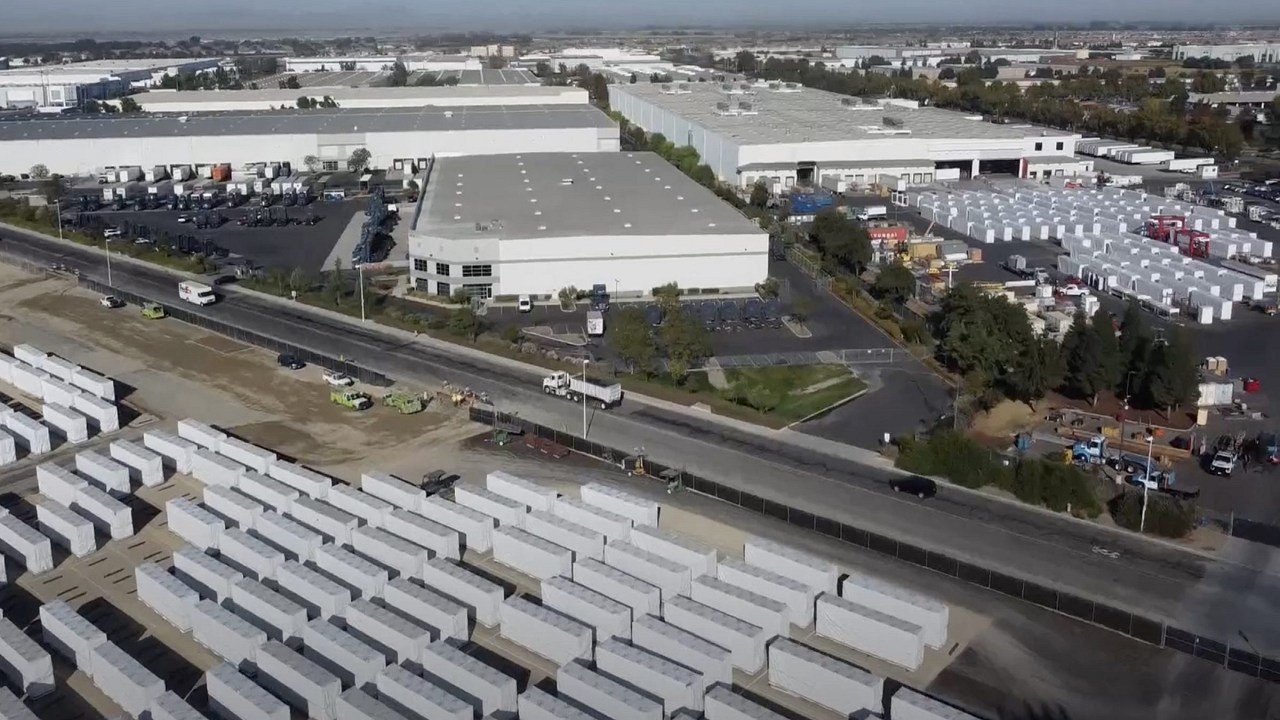 Tesla Megafactory in Lathrop spotted with 270 Megapack batteries as Q4 begins