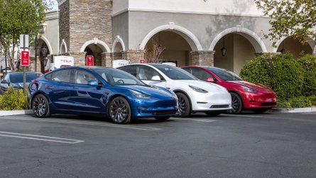 New Tesla Software Update Further Improves Predictive Charger Availability