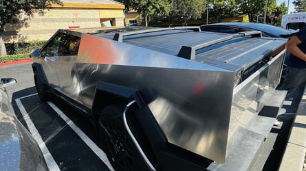 Take A Closer Look At The Tesla Cybertruck’s Roof Bars