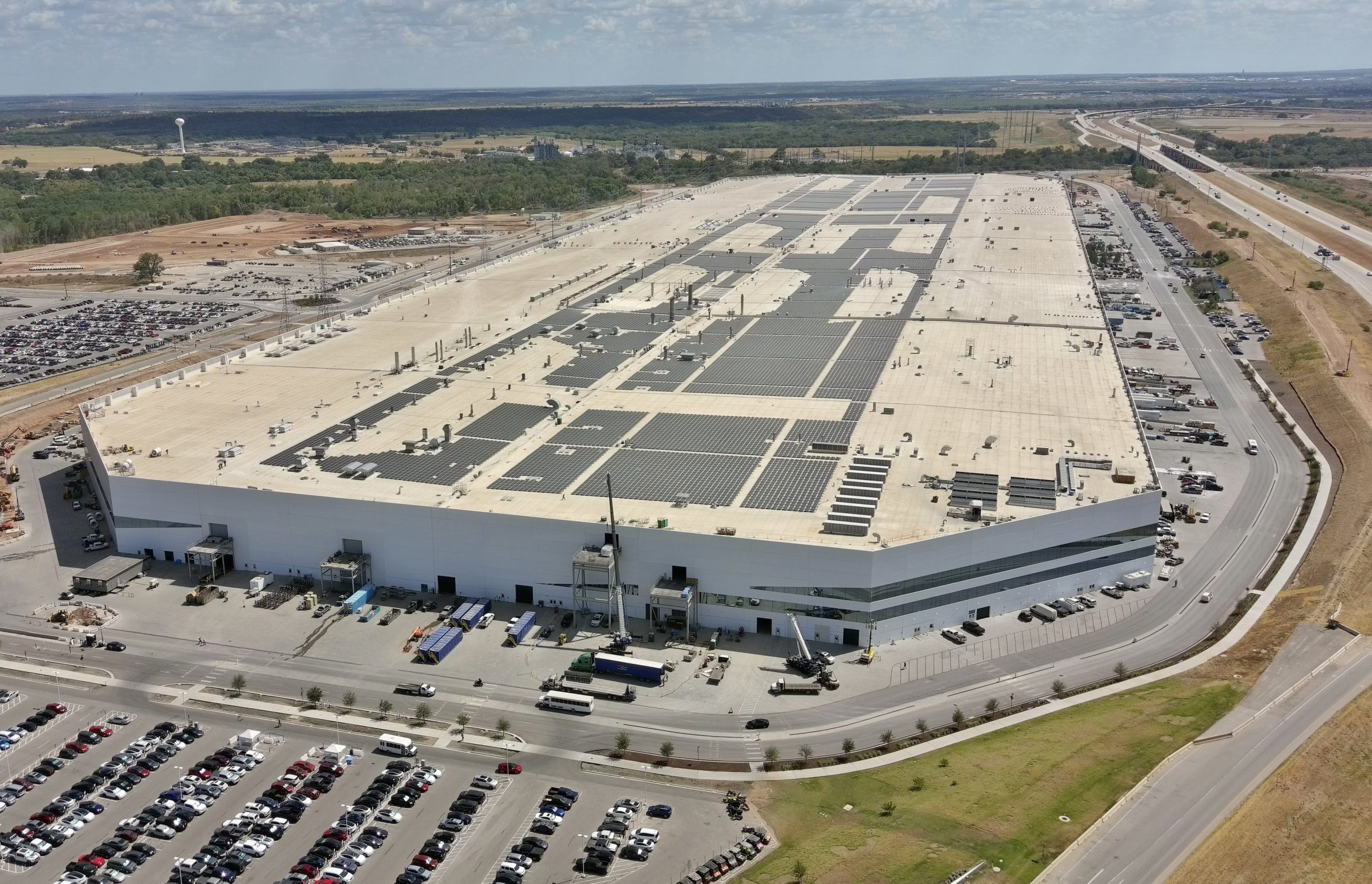 Tesla solar roof at Giga Texas to be world’s largest when complete