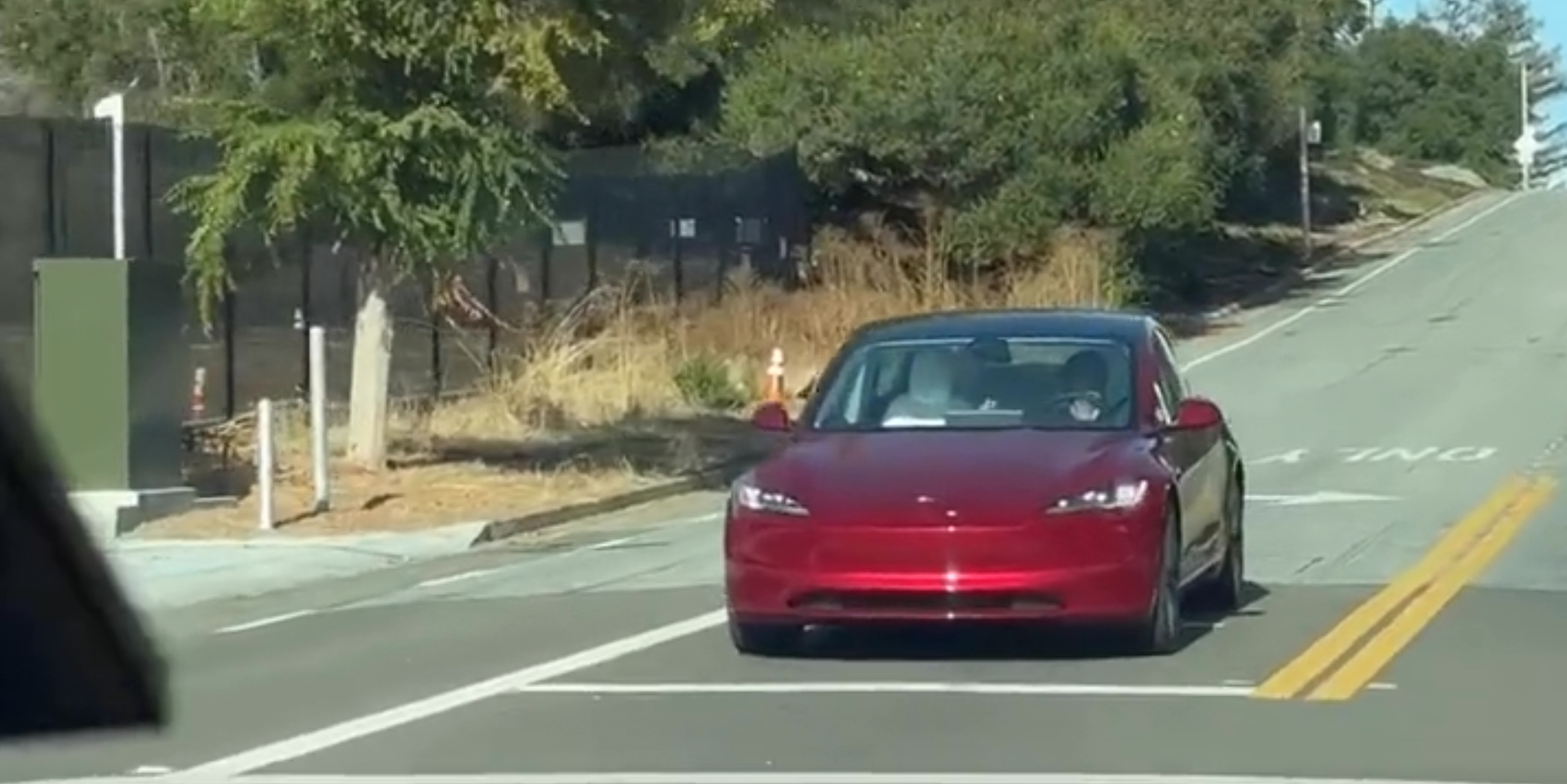 Another Tesla Model 3 Highland Was Seen Driving Uncovered in the USA