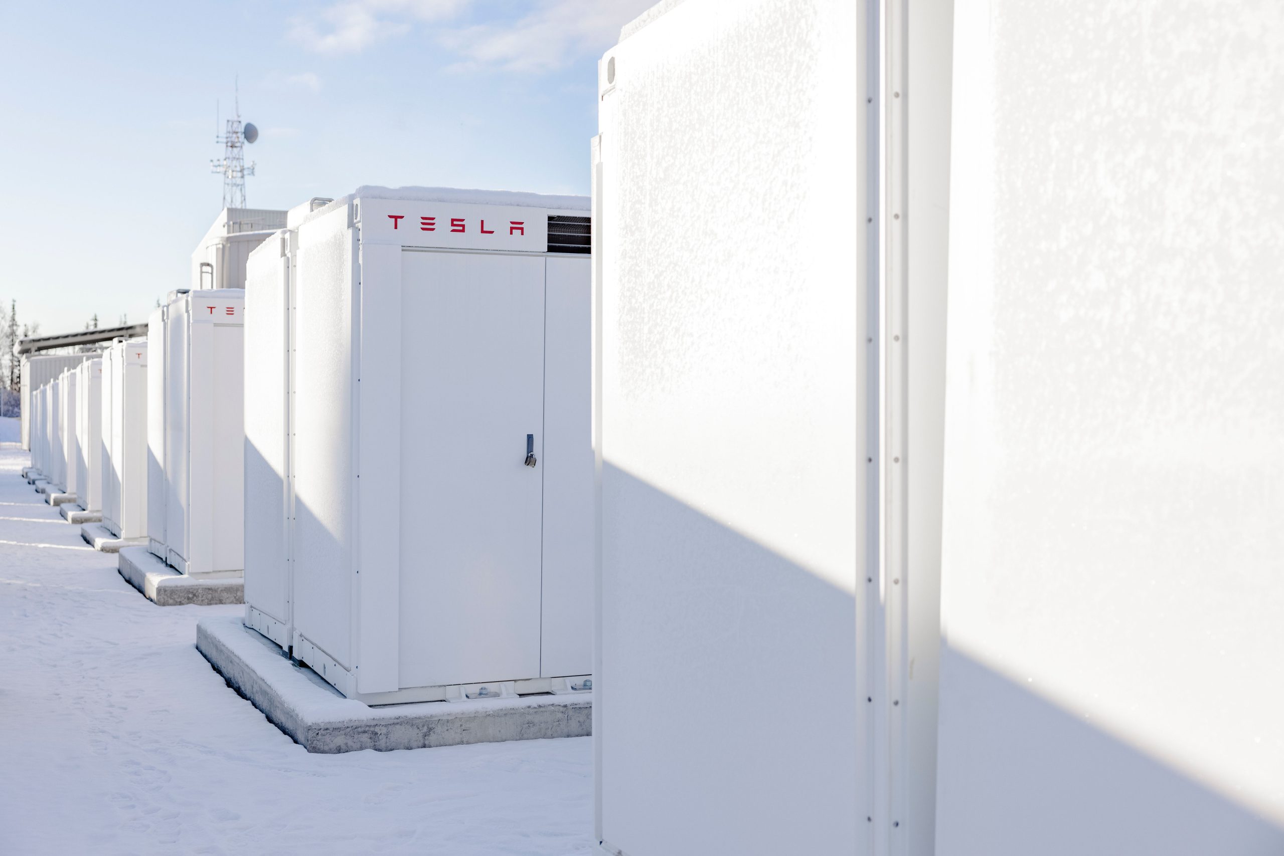 Tesla Megapack Battery Farm in Queensland Connected to the Grid