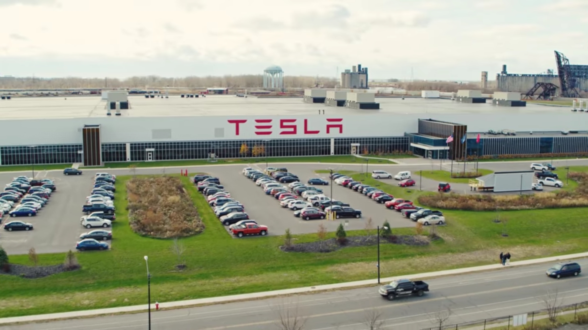 Tesla Cleared of Claim That it Fired Employees For Unionizing
