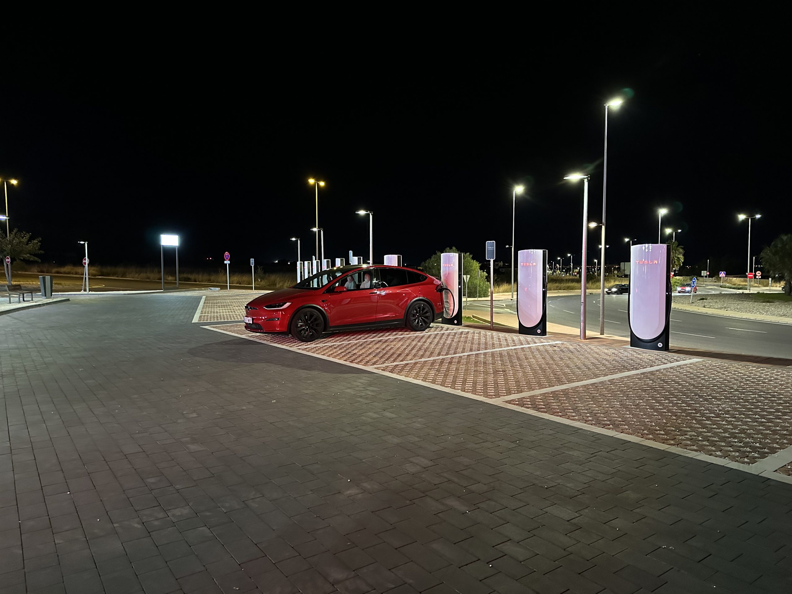 Tesla Continues V4 Supercharger Rollout in Europe and Australia