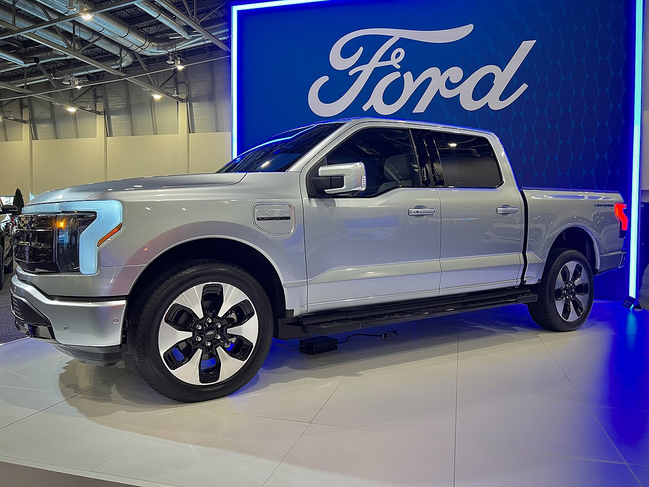 Ford Cuts F-150 Lightning Production For 2024