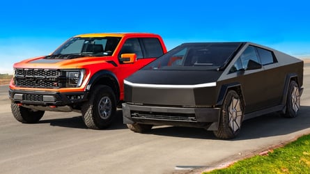 Ford F-150 Raptor Beats a Tesla Cybertruck In A Race