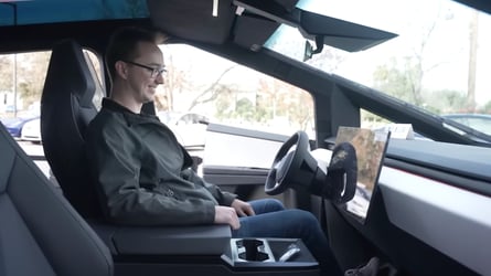 Watch One Of The First Deliveries Of A Tesla Cybertruck